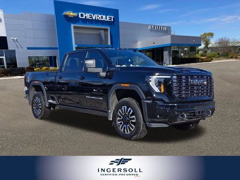 Used 2025 GMC Sierra 2500 Denali Ultimate image 1