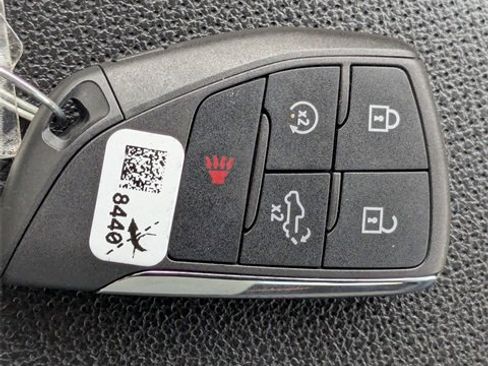 Used 2023 GMC Sierra 1500 AT4 w/ AT4 Premium Package image 31