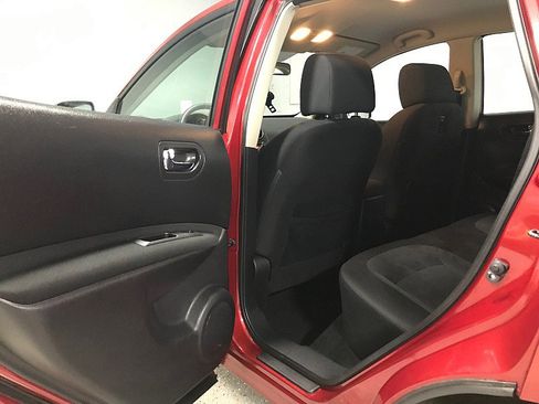 Used 2011 Nissan Rogue S image 15