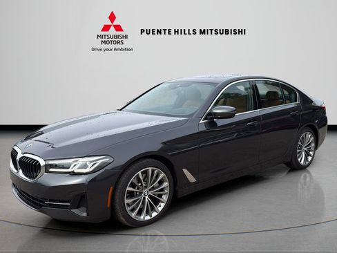 Used 2022 BMW 530i w/ Premium Package RWD image 1