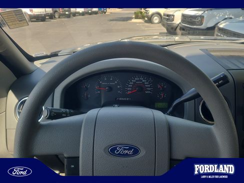 Used 2006 Ford F150 XLT RWD image 10