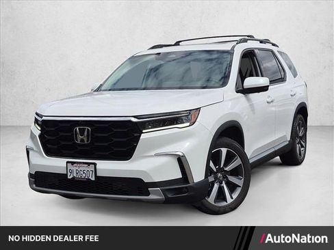 Used 2024 Honda Pilot Elite image 1