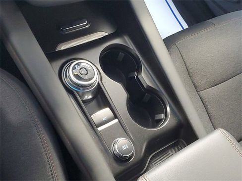 Used 2025 Ford Explorer Active image 25