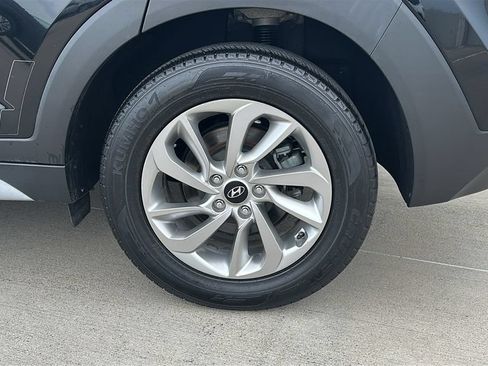 Used 2017 Hyundai Tucson SE w/ SE Popular Package 02 FWD image 17