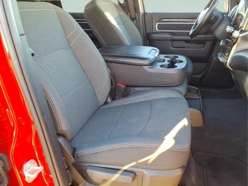 Used 2024 RAM 2500 Big Horn w/ Sport Appearance Package image 13