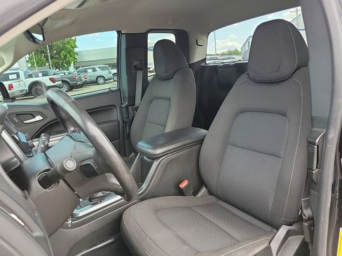 Used 2022 Chevrolet Colorado LT w/ Fleet Safety Package RWD image 11