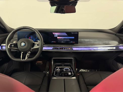 Certified 2025 BMW 740i w/ Premium Package RWD image 11