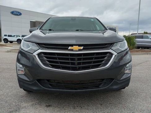 Used 2020 Chevrolet Equinox LT w/ Driver Convenience Package image 8