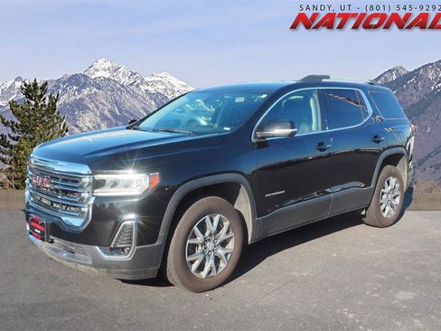 Used 2023 GMC Acadia SLT image 1