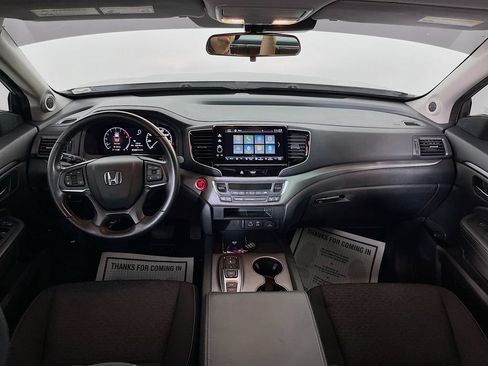 Used 2024 Honda Ridgeline Sport image 12