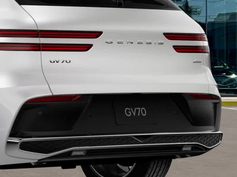 Certified 2026 Genesis GV70 2.5T Select AWD/4WD image 15