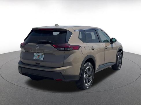 Used 2025 Nissan Rogue SV FWD image 13