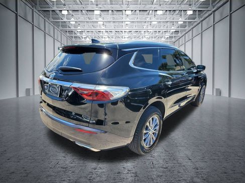 Used 2024 Buick Enclave Essence w/ Technology Package FWD image 3
