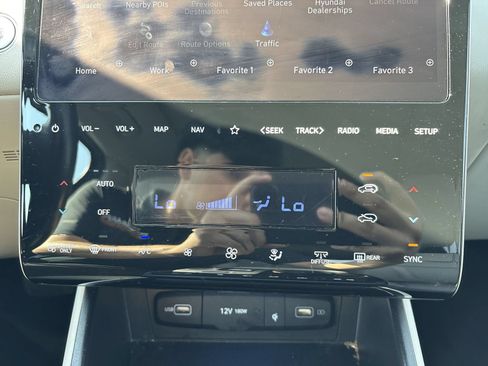 Certified 2023 Hyundai Tucson Limited AWD/4WD image 20