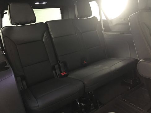 New 2026 Chevrolet Suburban High Country w/ Sun And Tow Package image 32