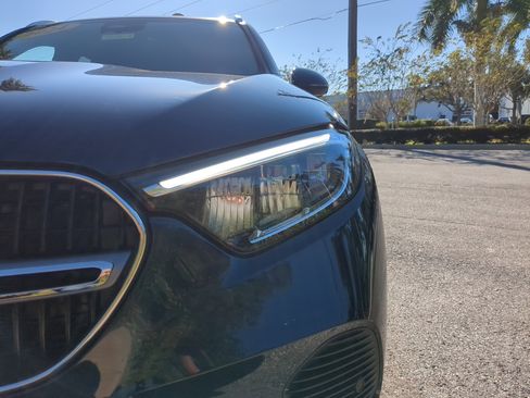 Used 2024 Mercedes-Benz GLC 300 4MATIC image 10