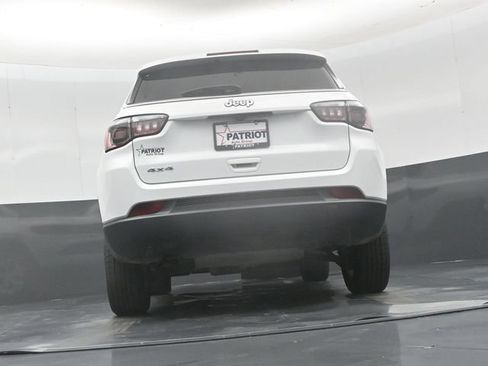 Used 2025 Jeep Compass Sport AWD/4WD image 41