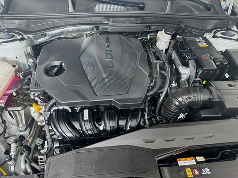 Used 2025 Hyundai Sonata SEL FWD image 33