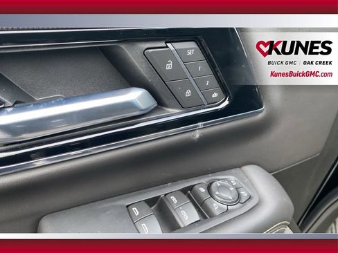 Used 2025 GMC Yukon Elevation w/ LPO, Floor Liner Package image 9