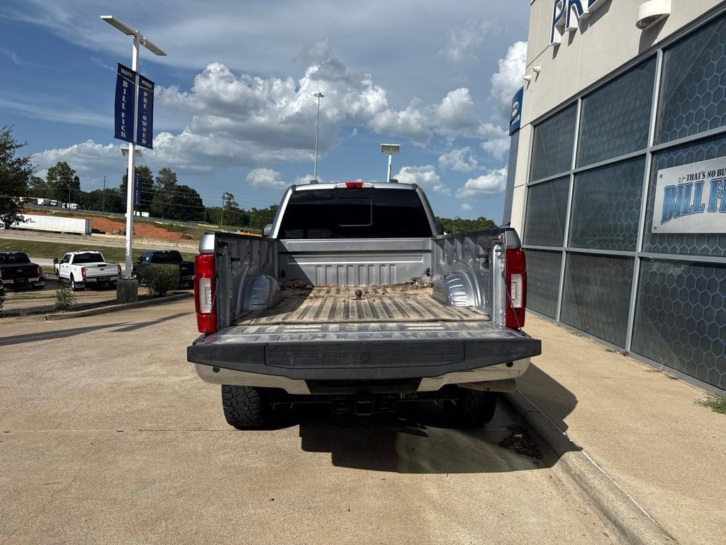 Used 2022 Ford F350 Lariat w/ Lariat Ultimate Package AWD/4WD image 7
