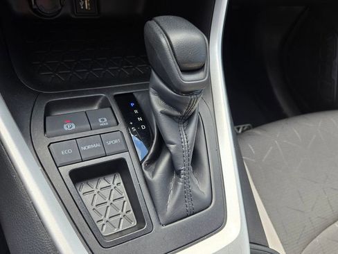 Used 2024 Toyota RAV4 XLE w/ Convenience Package image 21