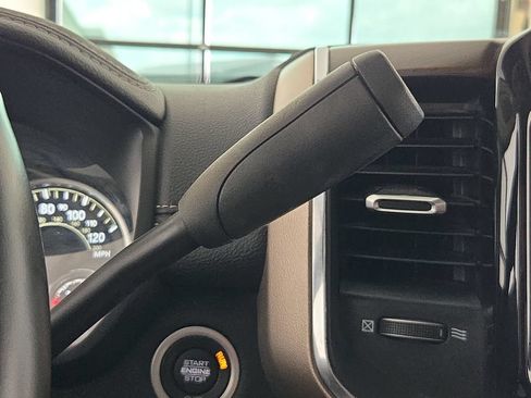 Used 2024 RAM 2500 Laramie AWD/4WD image 22