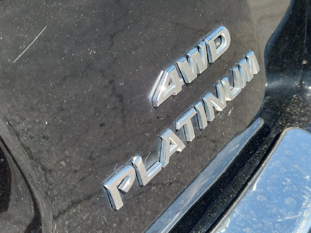 Used 2016 Nissan Pathfinder Platinum AWD/4WD image 11