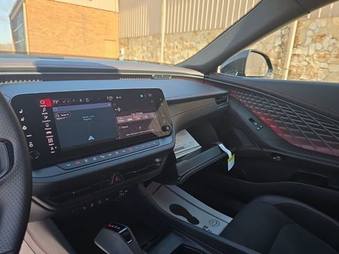 Used 2025 Dodge Charger R/T Scat Pack w/ Track Pack image 30