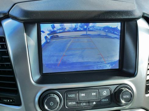 Used 2018 Chevrolet Tahoe LT image 35