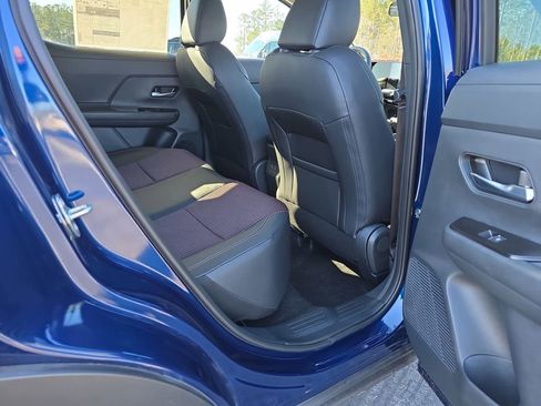 New 2026 Nissan Kicks SR image 14