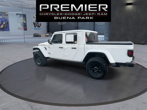Used 2021 Jeep Gladiator Mojave image 6
