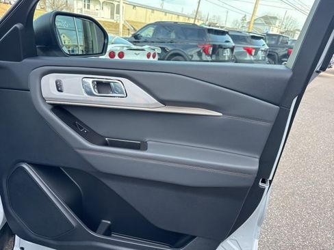 New 2026 Ford Explorer Active w/ Active Comfort Package image 30