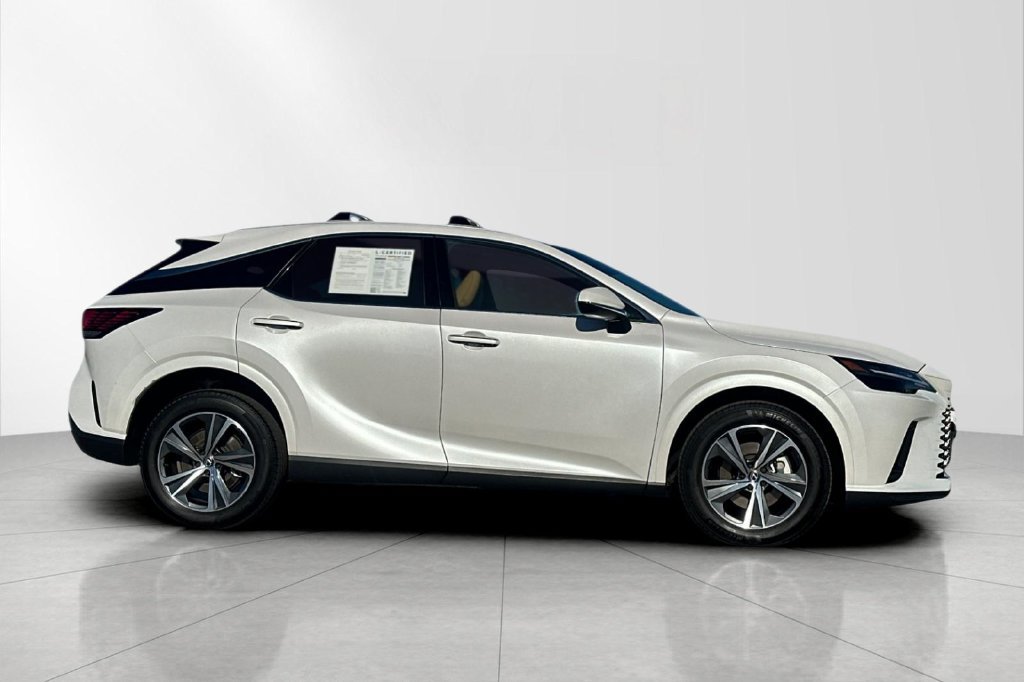 Certified 2025 Lexus RX 350 FWD w/ Accessory Package image 7