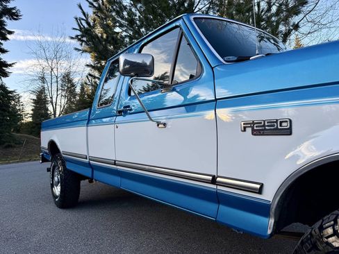 Used 1994 Ford F250 XLT image 27