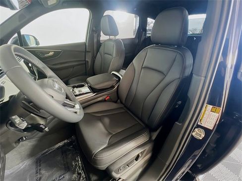 Used 2025 Audi Q7 3.0T Premium Plus w/ Premium Plus Package image 9