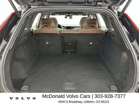 Certified 2023 Volvo XC60 B5 Plus w/ Climate Package AWD/4WD image 24