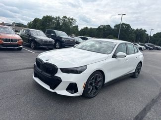 Used 2025 BMW i5 xDrive40 w/ M Sport Package AWD/4WD video 3