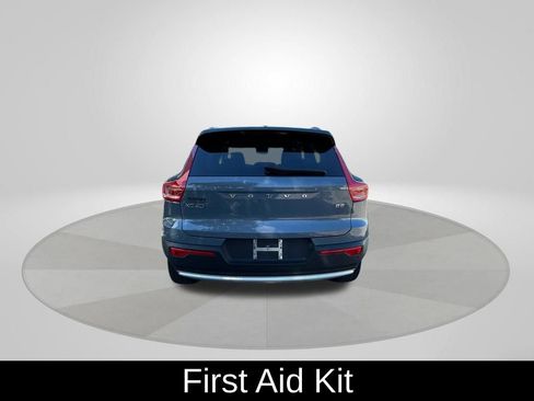 Used 2023 Volvo XC40 B5 Plus w/ Protection Package Premier image 6
