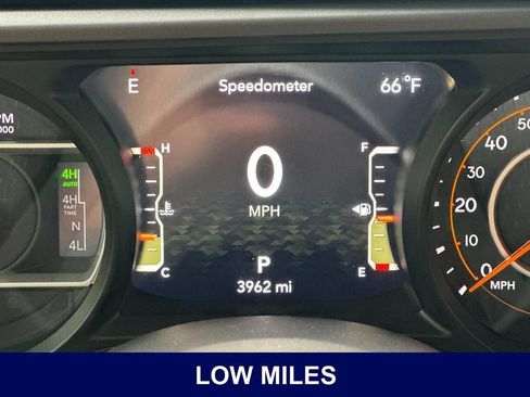 Used 2024 Jeep Wrangler Unlimited Rubicon 392 AWD/4WD image 34