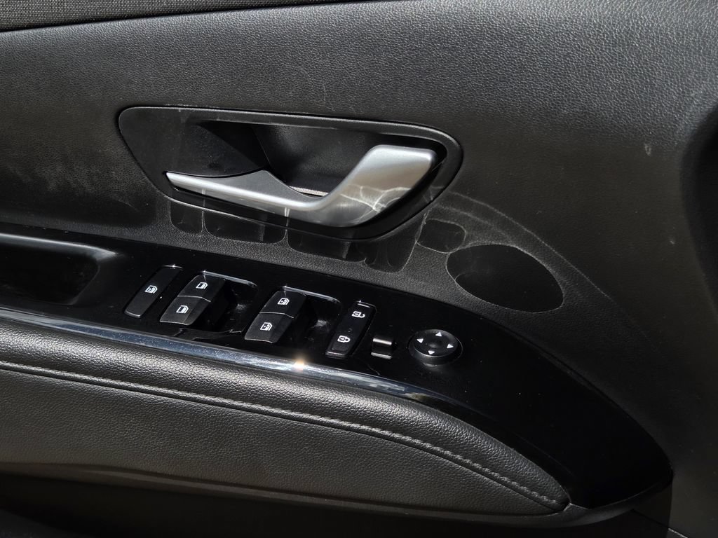 Used 2024 Hyundai Tucson Limited FWD image 21