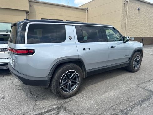 Used 2025 Rivian R1S Adventure AWD/4WD image 2