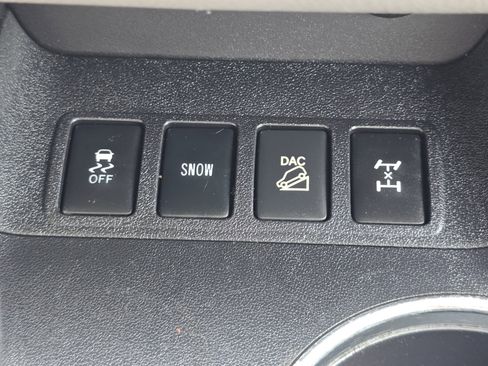 Used 2015 Toyota Highlander Limited Platinum AWD/4WD image 7