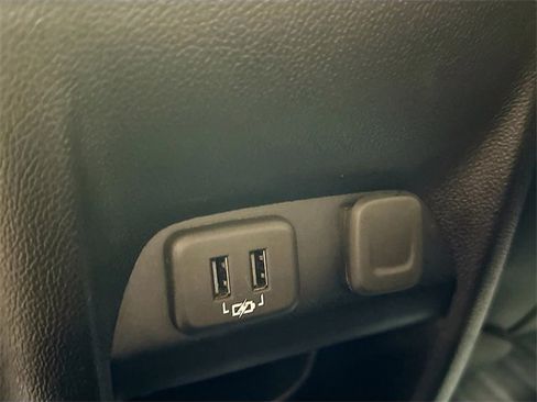 Used 2020 Chevrolet Colorado ZR2 image 27