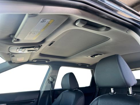 Used 2024 Kia Seltos EX image 11