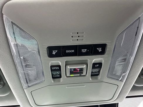 Used 2020 Toyota RAV4 XLE Premium image 29