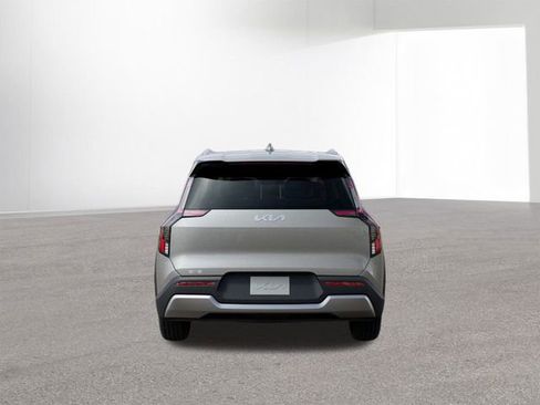 New 2026 Kia EV9 Wind image 5