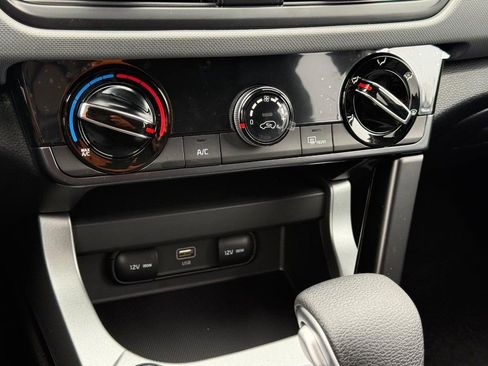 New 2026 Kia Seltos LX image 13