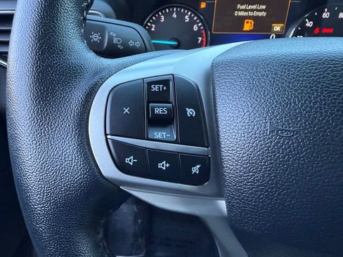 Used 2022 Ford Explorer XLT w/ Equipment Group 202A image 15