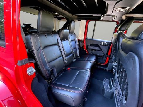 Used 2020 Jeep Wrangler Unlimited Rubicon AWD/4WD image 25