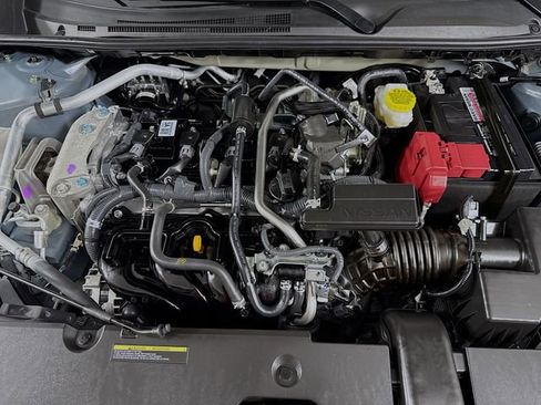 Certified 2025 Nissan Sentra SR w/ Midnight Edition image 30